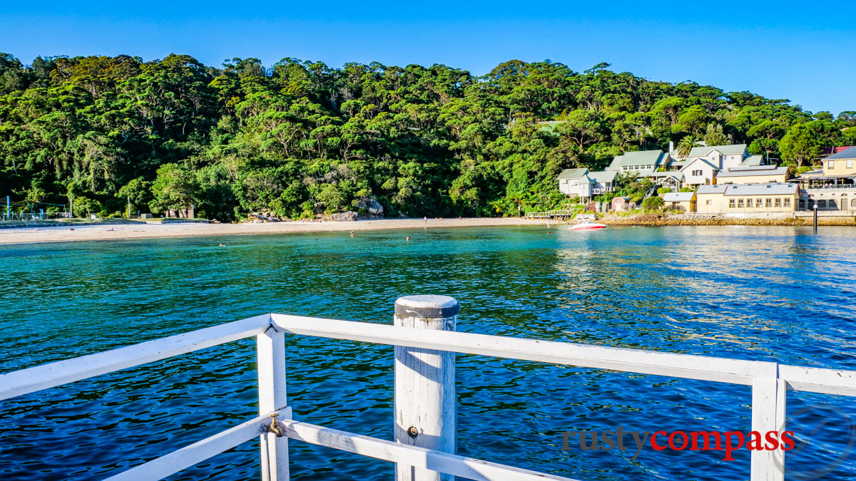 Clifton Gardens beach from jetty